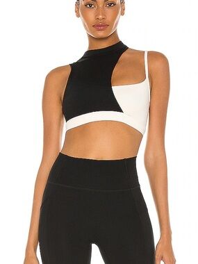 Colorblock Asymmetric Cutout Sports Bra - Black & White